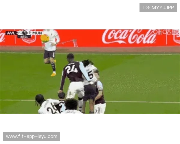 英超裁判采用最新技术，判罚更精准，2021赛季英超裁判